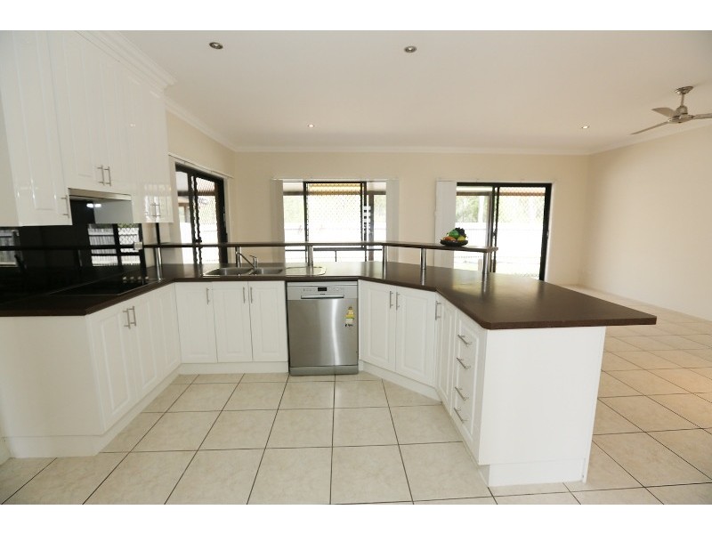 6 Jim Whyte Way, Beecher QLD 4680