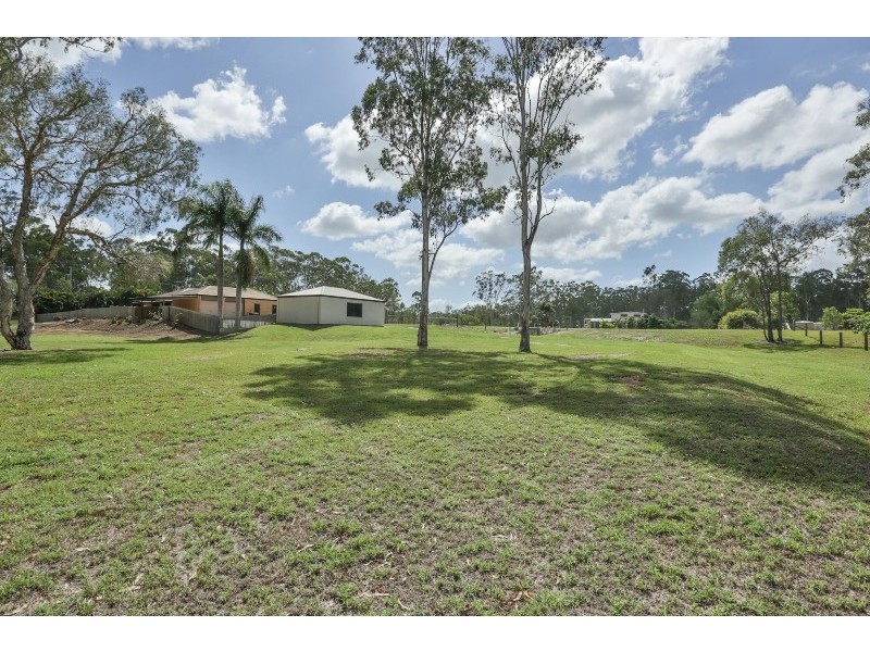 6 Jim Whyte Way, Beecher QLD 4680