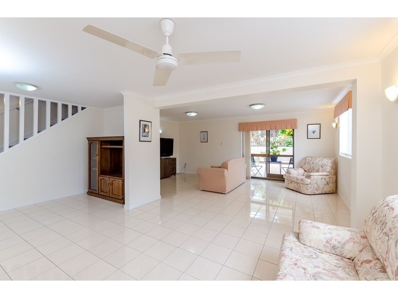 25 Oxley Drive, South Gladstone QLD 4680