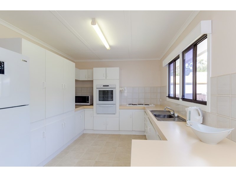 25 Oxley Drive, South Gladstone QLD 4680