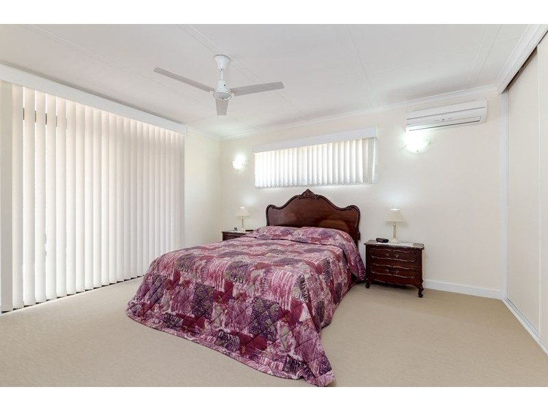 25 Oxley Drive, South Gladstone QLD 4680