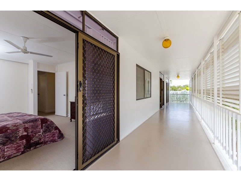 25 Oxley Drive, South Gladstone QLD 4680