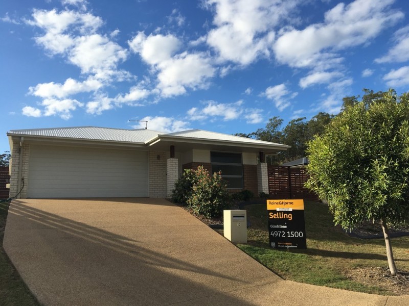 13 Kandel Court, Kirkwood QLD 4680