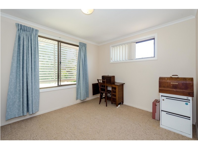 27 Camille Street, Clinton QLD 4680