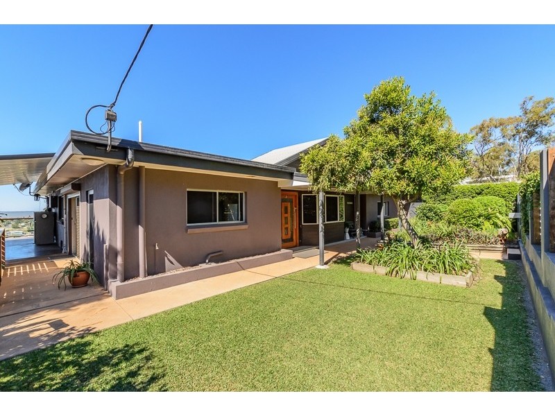 240 GOONDOON STREET, South Gladstone QLD 4680