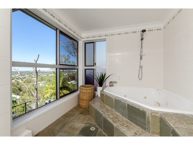 240 GOONDOON STREET, South Gladstone QLD 4680