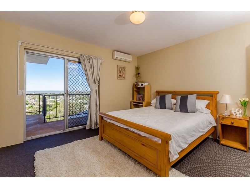 240 GOONDOON STREET, South Gladstone QLD 4680