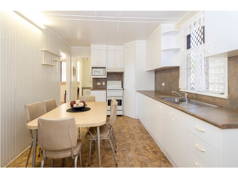 234 Oaka Street, South Gladstone QLD 4680