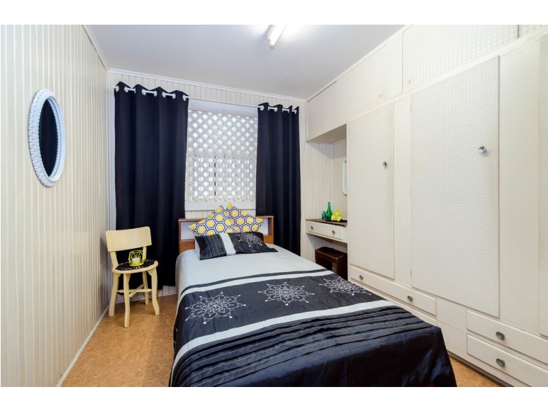 234 Oaka Street, South Gladstone QLD 4680