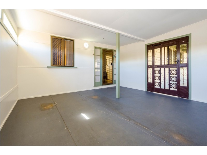 234 Oaka Street, South Gladstone QLD 4680