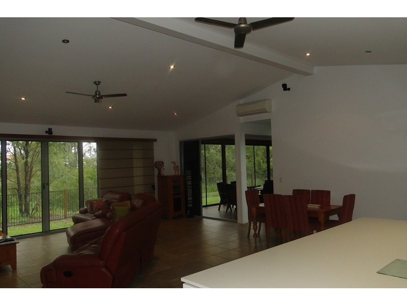 16 Billabong Drive, Glen Eden QLD 4680