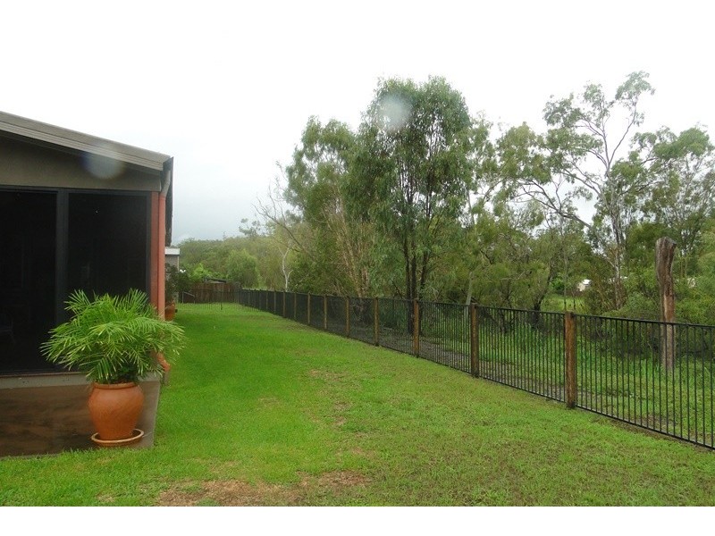 16 Billabong Drive, Glen Eden QLD 4680