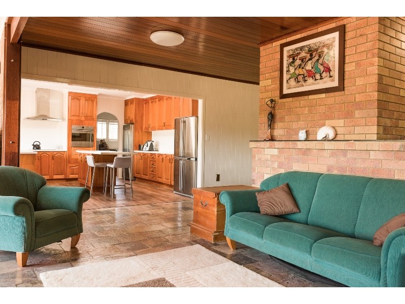 255 Pikes Crossing Road, Benaraby QLD 4680