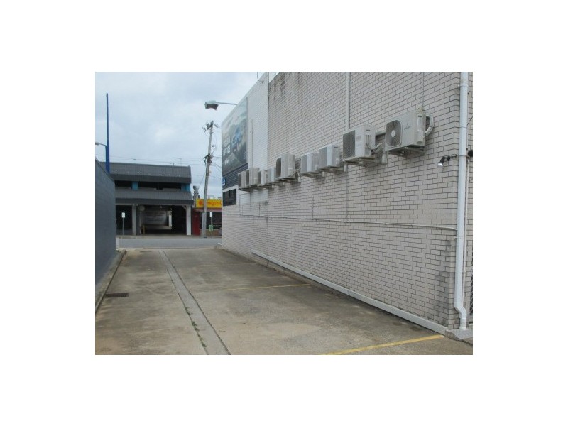 SUITE 3, 43 TANK STREET, Gladstone QLD 4680