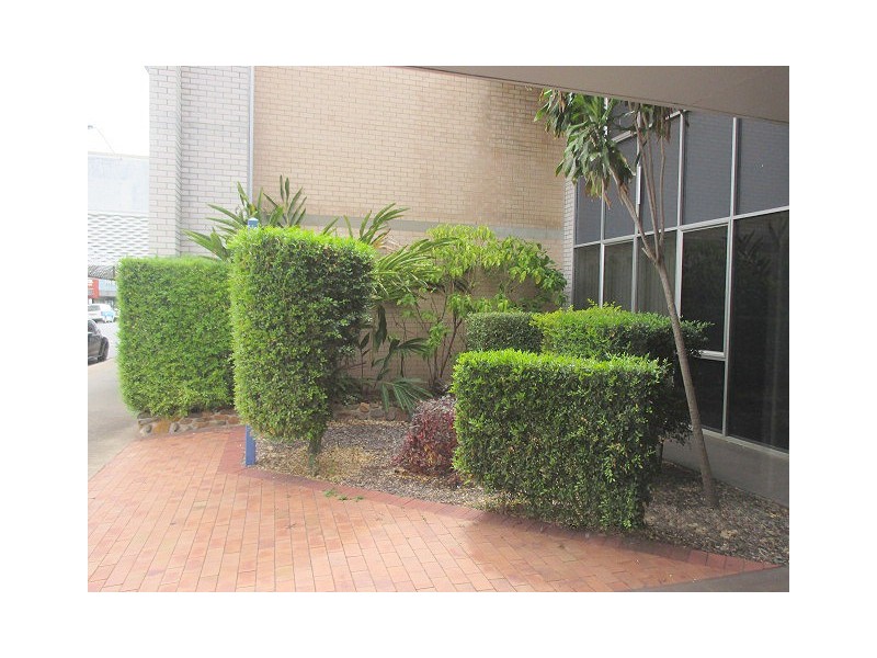 SUITE 3, 43 TANK STREET, Gladstone QLD 4680