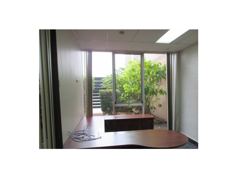 SUITE 4, 43 TANK STREET, Gladstone QLD 4680