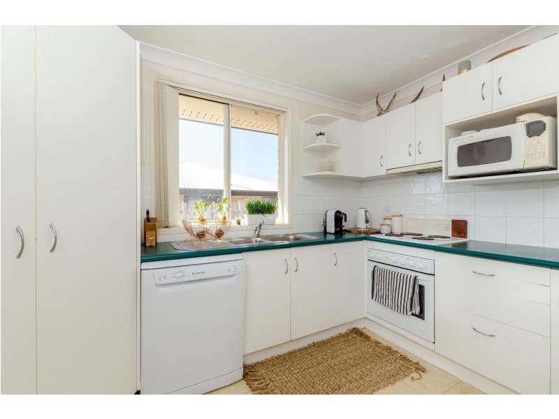 7 Dorinda Close, Clinton QLD 4680