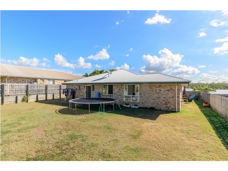 7 Dorinda Close, Clinton QLD 4680