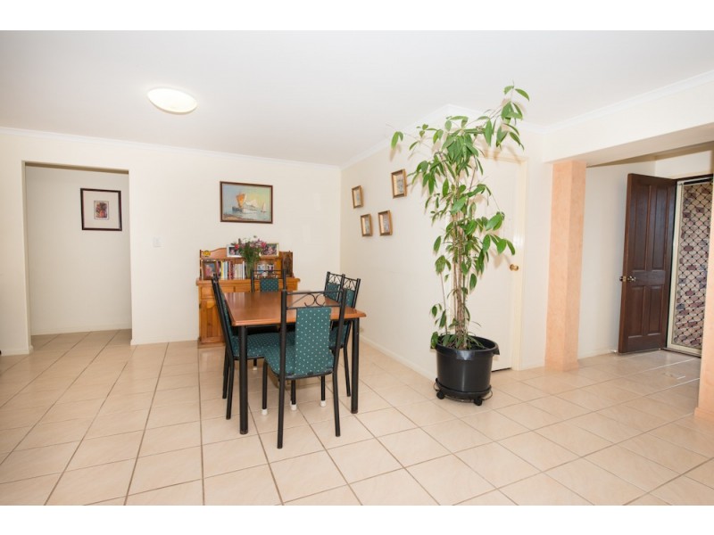 71 Emmadale Drive, New Auckland QLD 4680