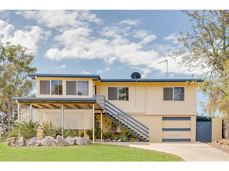 15 Tuna Street, Toolooa QLD 4680