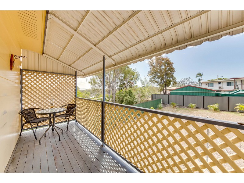 15 Tuna Street, Toolooa QLD 4680