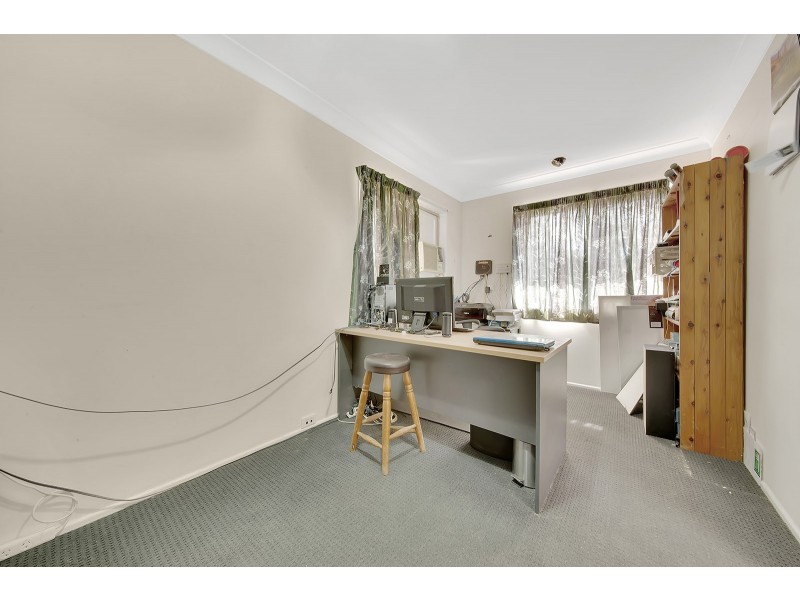 78 McGrath Road, Burua QLD 4680