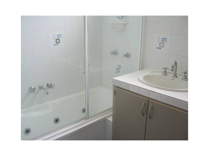 38 Fletcher Street, Gladstone QLD 4680