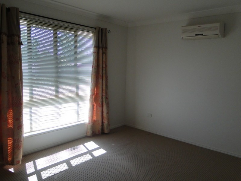 19 DEAN STREET, Glen Eden QLD 4680