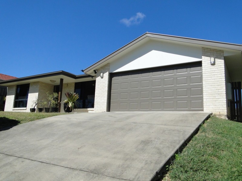 19 DEAN STREET, Glen Eden QLD 4680