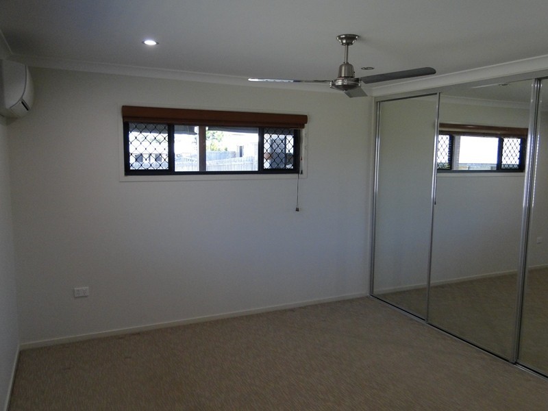13 Stella Street, Boyne Island QLD 4680