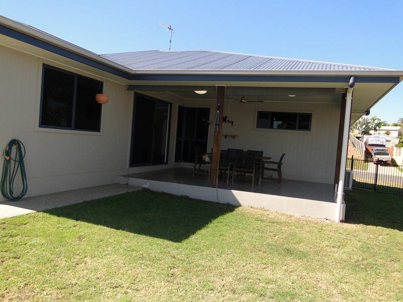 13 Stella Street, Boyne Island QLD 4680