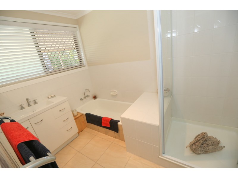 5 Tryon Court, Clinton QLD 4680