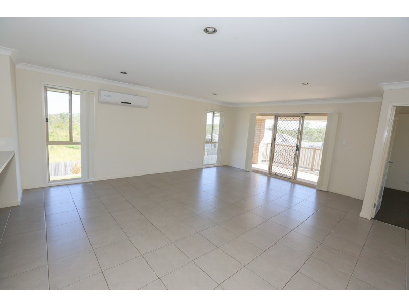 18 Cradle Drive, New Auckland QLD 4680