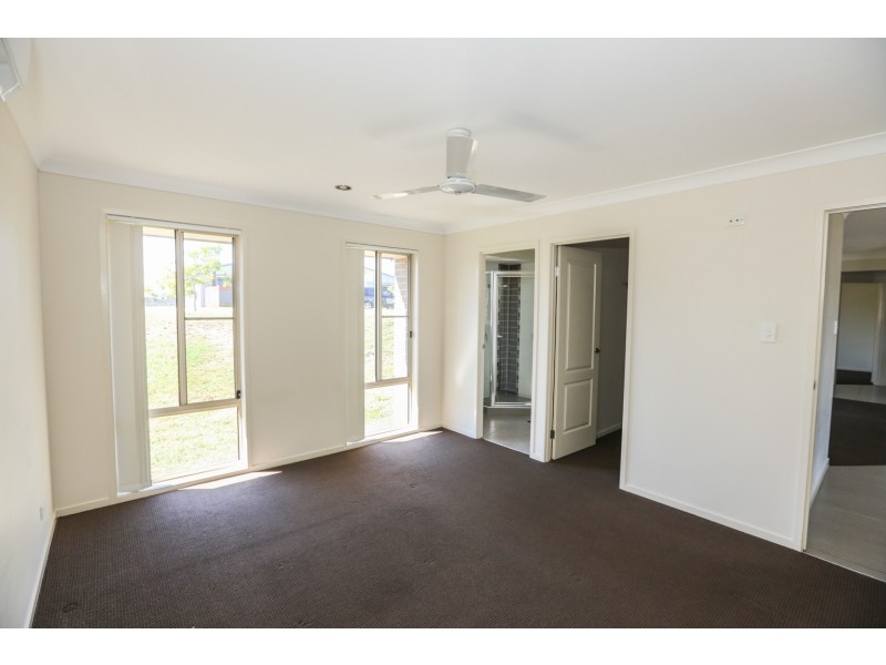 18 Cradle Drive, New Auckland QLD 4680