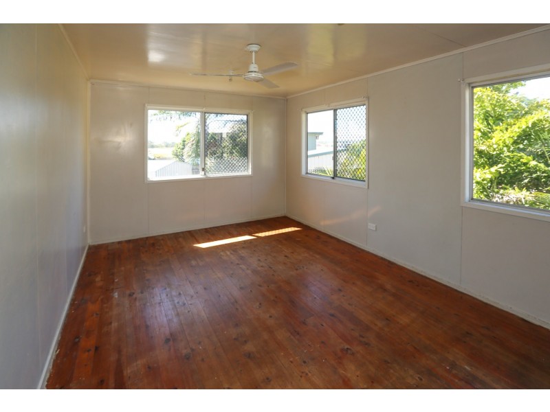 55 Pashley Street, Clinton QLD 4680