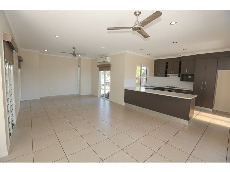 12 Sanctuary Place, South Gladstone QLD 4680