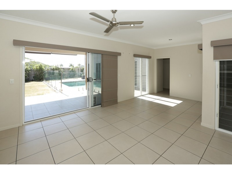 12 Sanctuary Place, South Gladstone QLD 4680