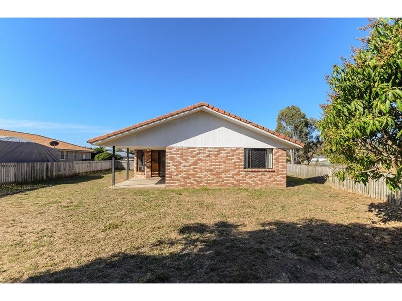 14 Huntington Court, New Auckland QLD 4680