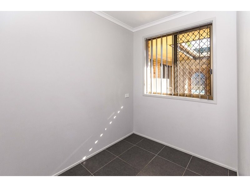 1 Mercedes Street, Clinton QLD 4680