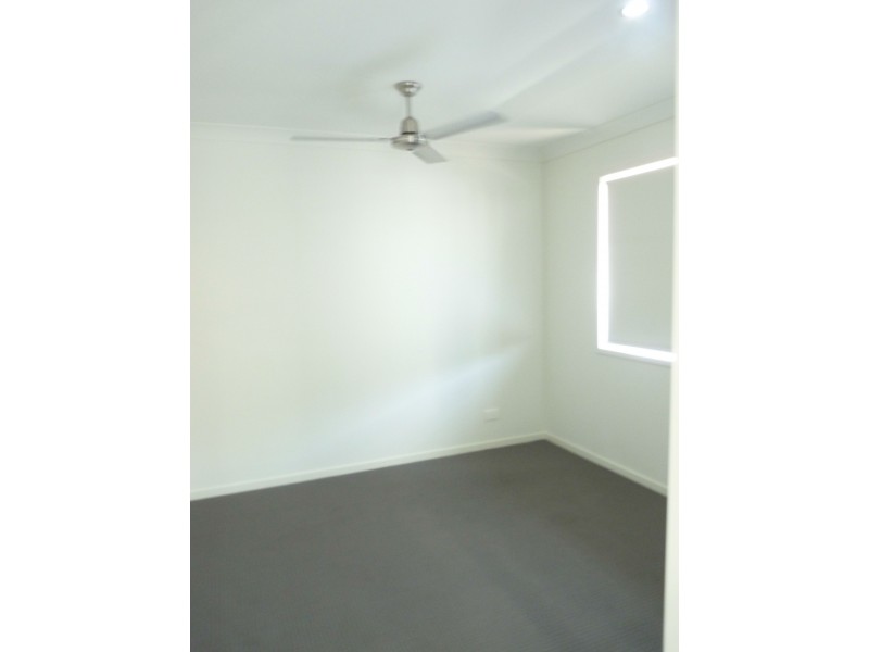 18 Wentworth Place, Glen Eden QLD 4680