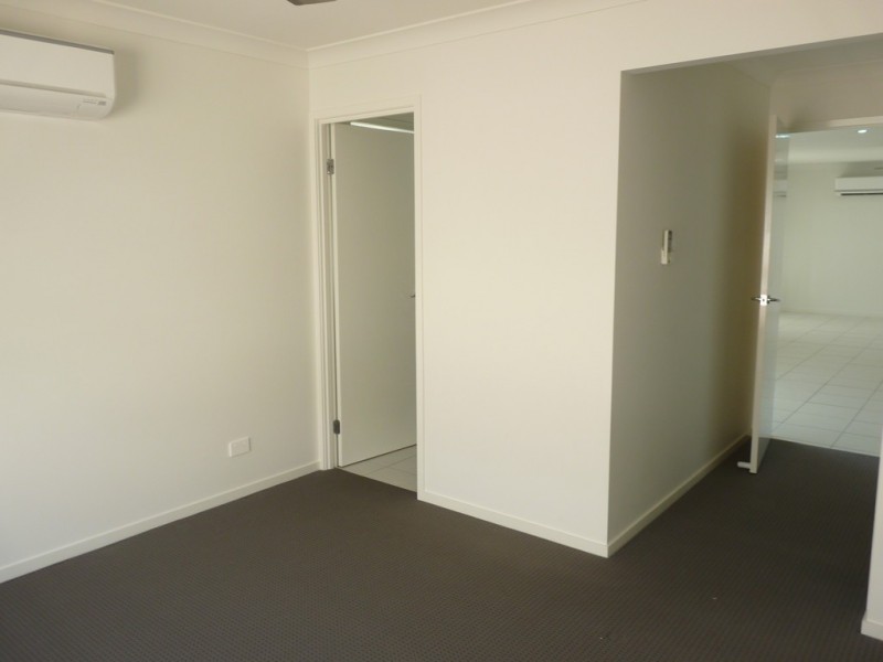 18 Wentworth Place, Glen Eden QLD 4680