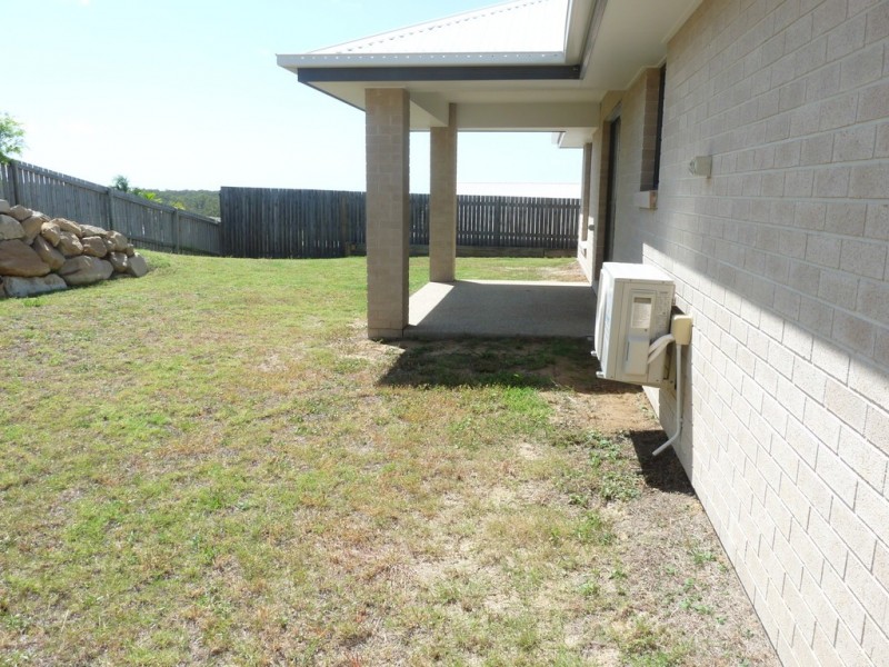 18 Wentworth Place, Glen Eden QLD 4680