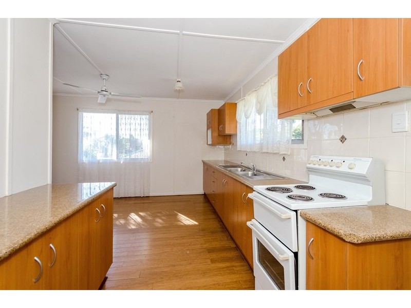 24 Bell Street, Barney Point QLD 4680
