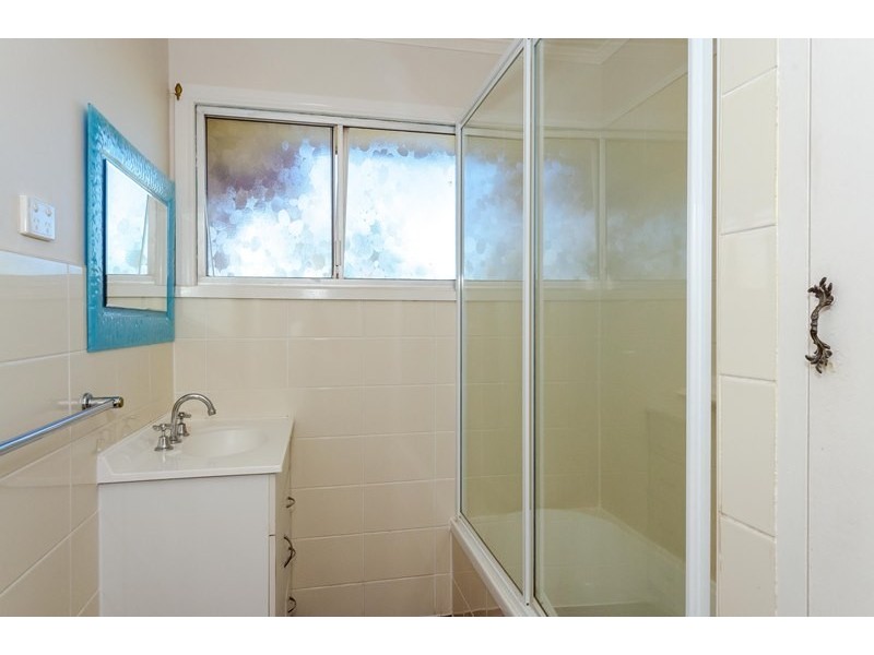 24 Bell Street, Barney Point QLD 4680