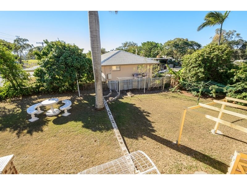 24 Bell Street, Barney Point QLD 4680