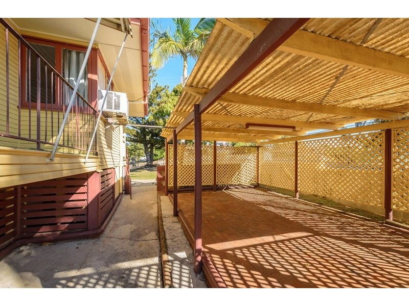24 Bell Street, Barney Point QLD 4680