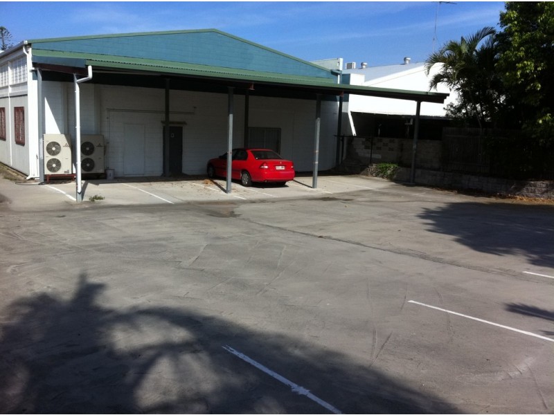 21 Off Street, Gladstone QLD 4680