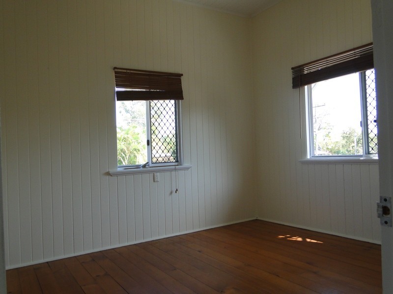 17 Fowler Street, West Gladstone QLD 4680
