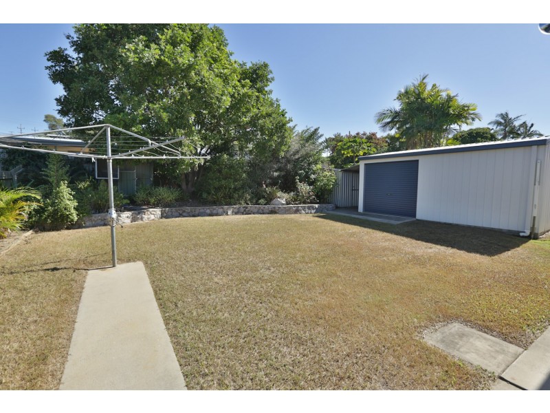 30 Beak Street, New Auckland QLD 4680