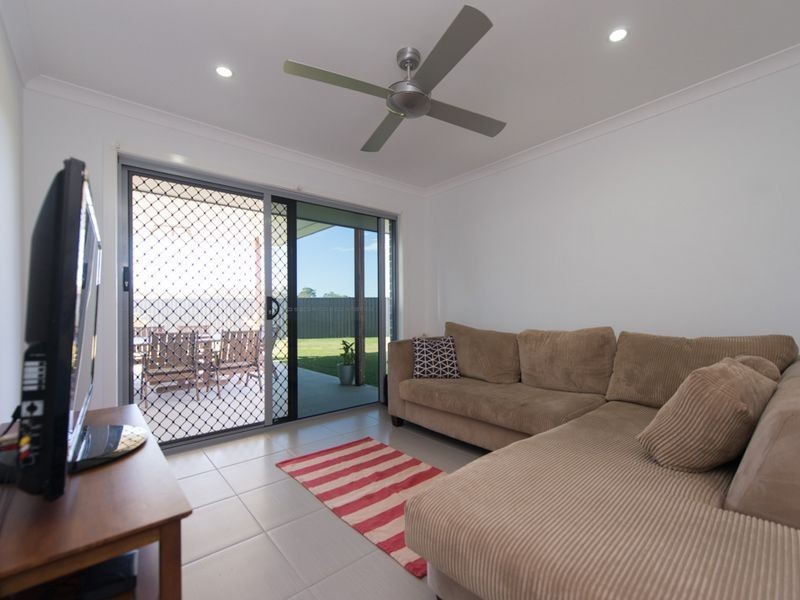 5 Swagmans Crescent, Glen Eden QLD 4680